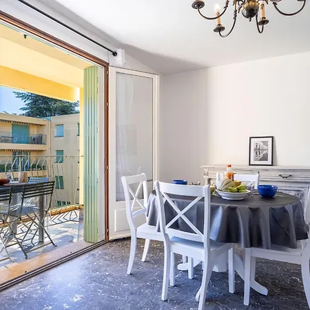 아파트 Les Voiles By Interhome